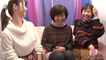 Haruna’s first time amateur lesbian practice with best acquaintance